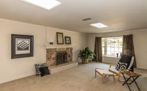 2680 Shasta St, Redding, CA 96001 photo 3