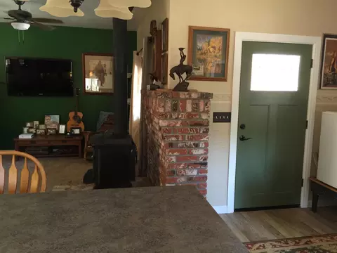12138 Lake Blvd, Redding, CA 96003 photo 2