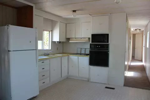 2725 Oxford Rd, Redding, CA 96002 photo 7