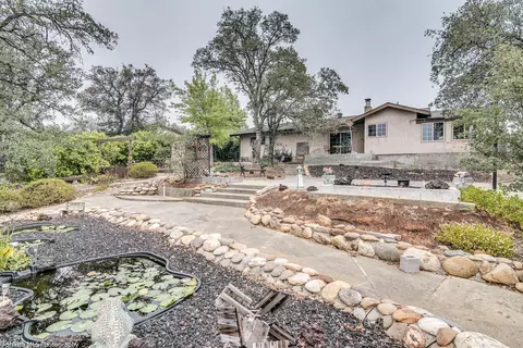 3655 Elizabeth Way, Redding, CA 96001 photo 32