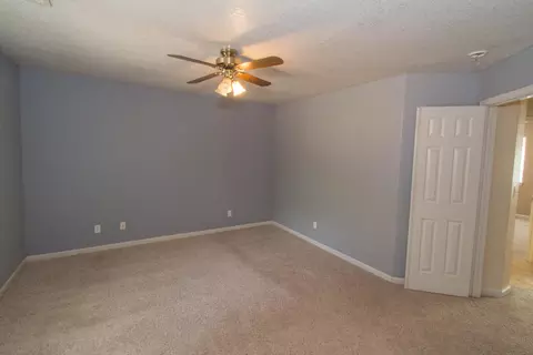 3357 Lawrence Rd, Redding, CA 96002 photo 11
