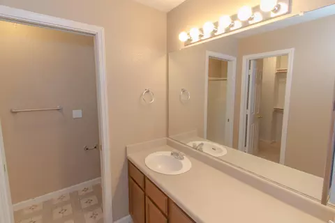3357 Lawrence Rd, Redding, CA 96002 photo 6