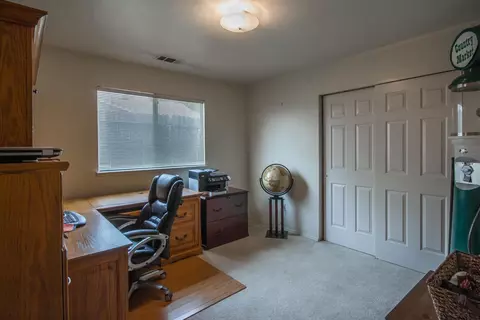 3041 Seminole Dr, Redding, CA 96001 photo 9