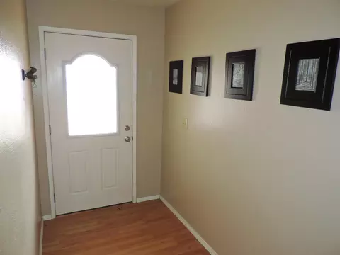1777 Sterling Dr, Redding, CA 96003 photo 2
