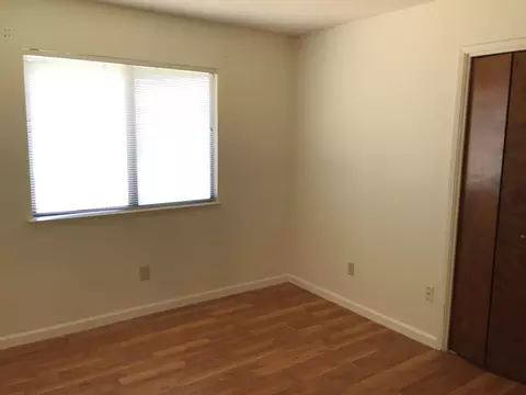 2536 Velia St, Redding, CA 96002 photo 5