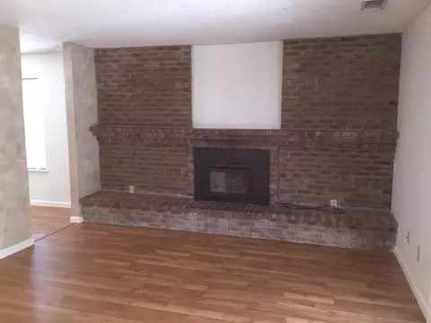 2536 Velia St, Redding, CA 96002 photo 2