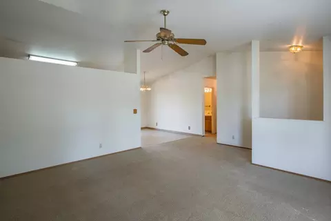 2536 Candlewood Dr, Redding, CA 96003 photo 2