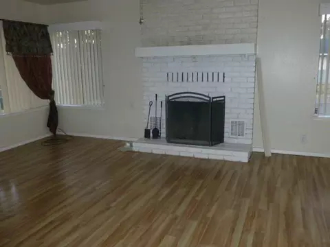 3405 Topaz Ct, Redding, CA 96001 photo 2
