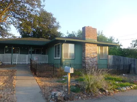 3405 Topaz Ct, Redding, CA 96001 photo 1