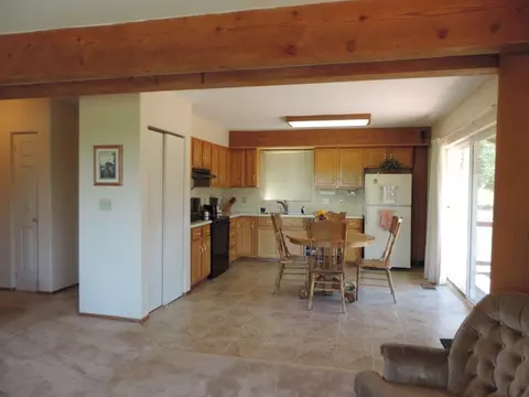 30715 Scrub Oak Way, Mcarthur, CA 96056 photo 8