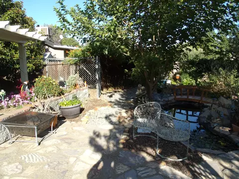 2541 Viking Way, Redding, CA 96003 photo 20