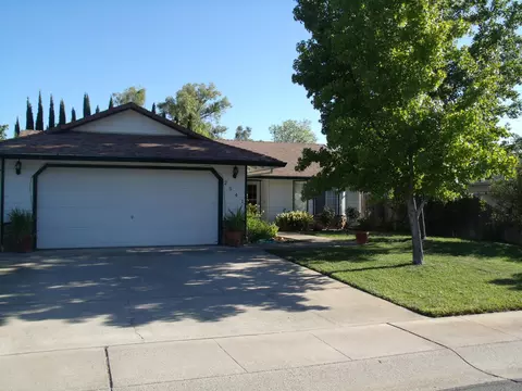 2541 Viking Way, Redding, CA 96003 photo 1