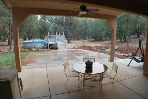 13915 Bear Mountain Rd, Redding, CA 96003 photo 9