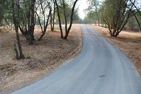 13915 Bear Mountain Rd, Redding, CA 96003 photo 7