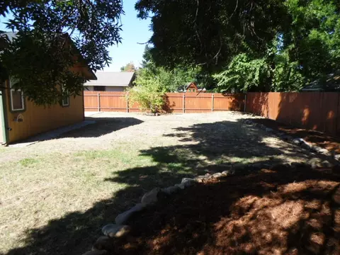 2965 Sporting Ct, Redding, CA 96001 photo 17