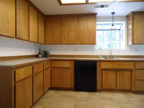 2965 Sporting Ct, Redding, CA 96001 photo 9