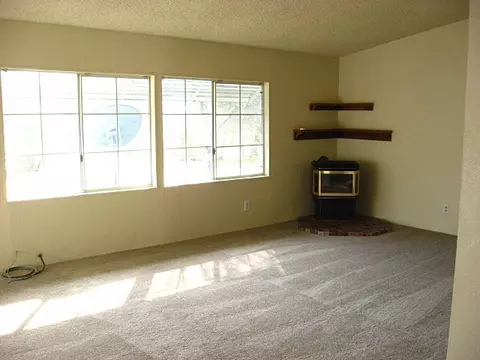13636 Bear Mountain Rd, Redding, CA 96003 photo 6