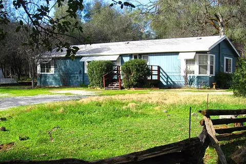 13636 Bear Mountain Rd, Redding, CA 96003 photo 4