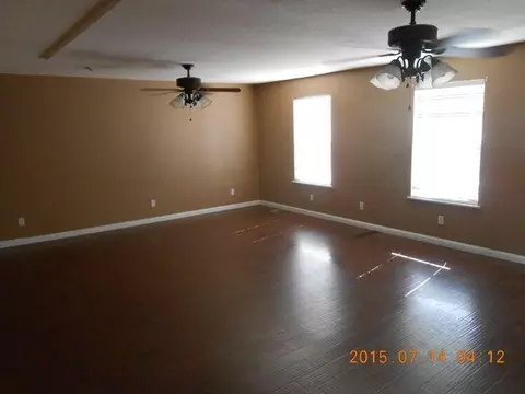 8122 Green Acres Ln, Redding, CA 96002 photo 8