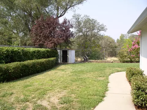 2957 Seminole Dr, Redding, CA 96001 photo 10