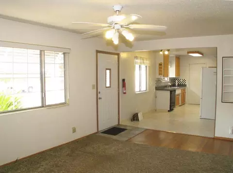 2172 Solar Way, Redding, CA 96002 photo 2