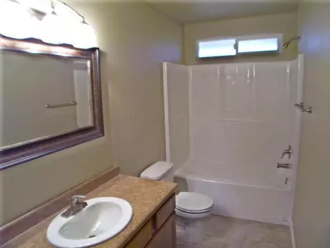 2307 Pendant, Redding, CA 96001 photo 6