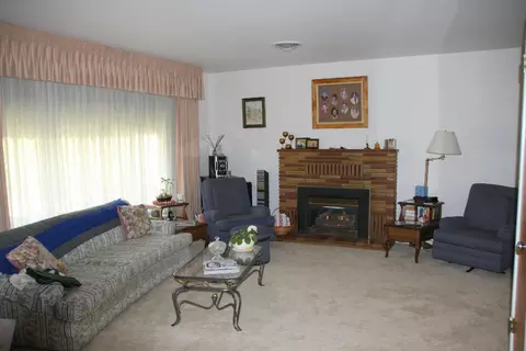 2291 Athens Ave, Redding, CA 96001 photo 2