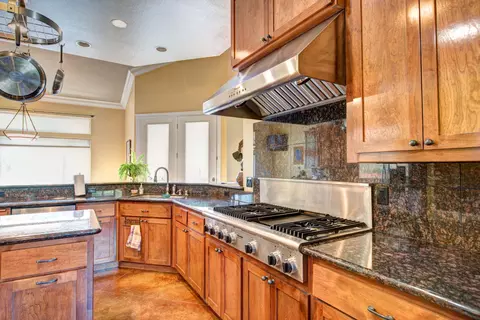 9787 Oak Run Rd, Oak Run, CA 96069 photo 31