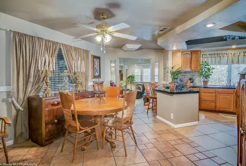17359 Pittim Dr, Redding, CA 96003 photo 6