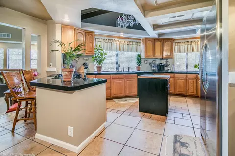 17359 Pittim Dr, Redding, CA 96003 photo 2