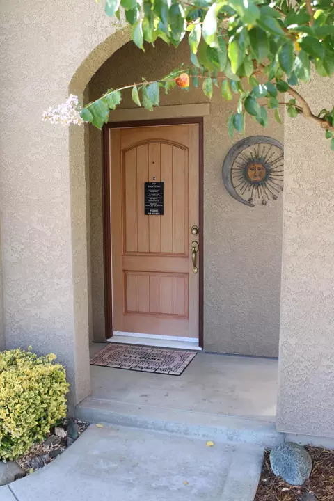 2104 Tuscany Way, Redding, CA 96003 photo 3