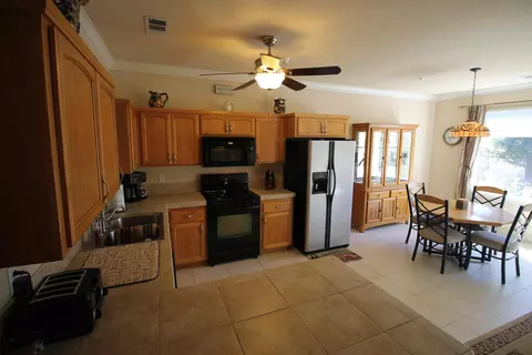 2104 Tuscany Way, Redding, CA 96003 photo 10