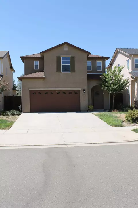 2104 Tuscany Way, Redding, CA 96003 photo 1