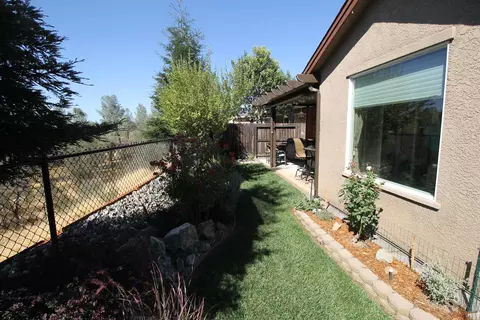 2104 Tuscany Way, Redding, CA 96003 photo 15