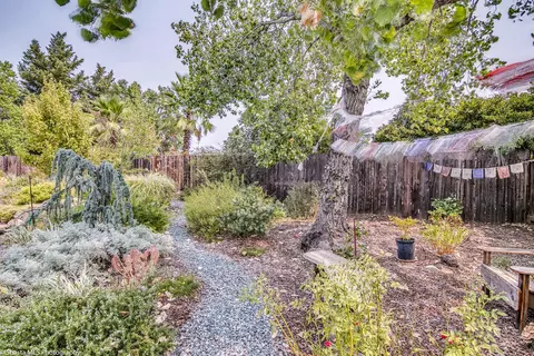 2992 Seminole Dr, Redding, CA 96001 photo 24
