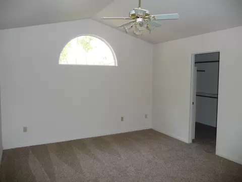 511 Olympic St, Redding, CA 96003 photo 11