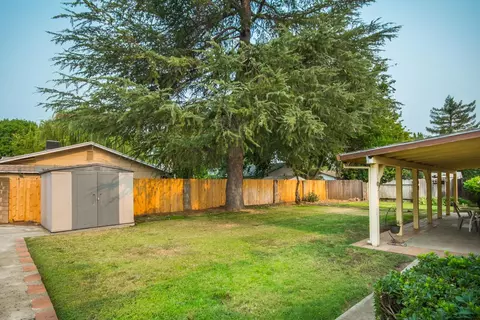 3520 Riverview Dr, Redding, CA 96001 photo 14