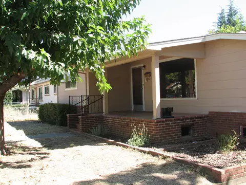 2475 Waldon Dr, Redding, CA 96001 photo 1