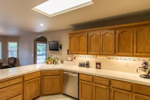 4179 Brittany Dr, Redding, CA 96002 photo 10