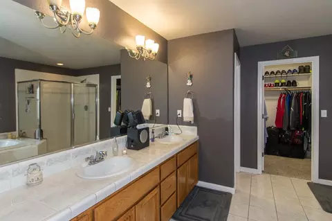 4179 Brittany Dr, Redding, CA 96002 photo 18
