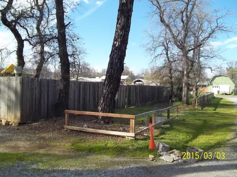 12036 Theresa Ln, Redding, CA 96003 photo 3