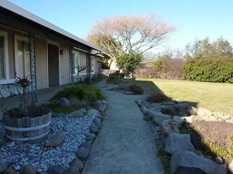 20774 Highland Ct, Red Bluff, CA 96080 photo 3