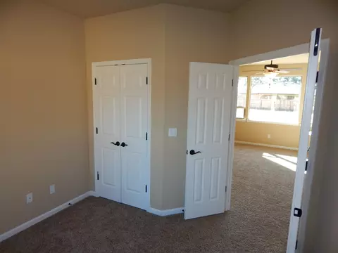 1265 Lombard Trl, Redding, CA 96001 photo 4