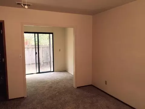 3924 Brightwood Dr, Redding, CA 96002 photo 4