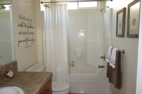 3371 Old Lantern Dr, Redding, CA 96003 photo 11