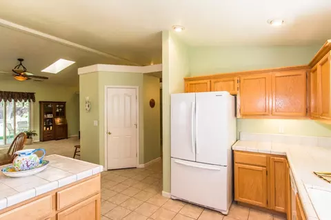 1984 Catherine Way, Redding, CA 96002 photo 22