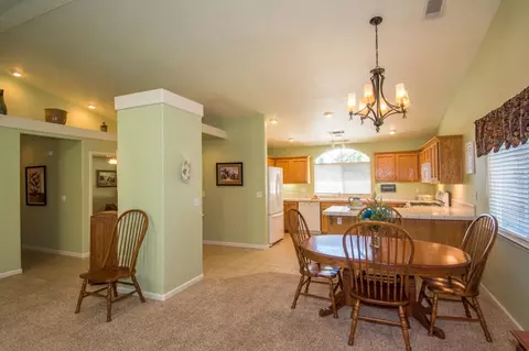 1984 Catherine Way, Redding, CA 96002 photo 20