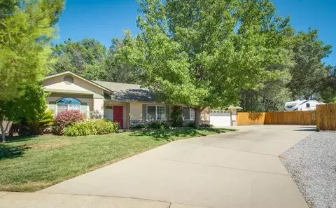 1984 Catherine Way, Redding, CA 96002 photo 2