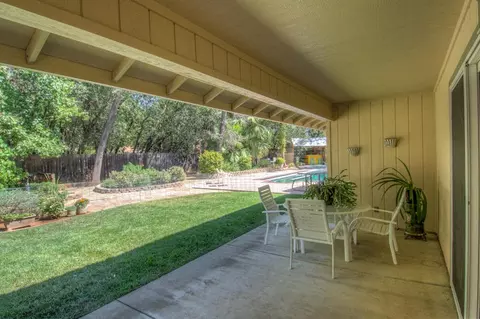 1984 Catherine Way, Redding, CA 96002 photo 30