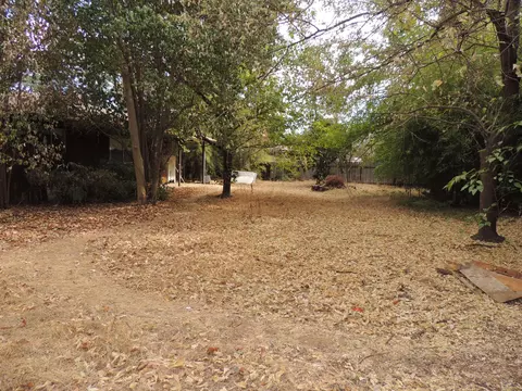 5038 Debbie Ln, Redding, CA 96002 photo 12